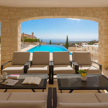 Resitour - Perneri Four Bedroom Villa بافوس المظهر الخارجي الصورة